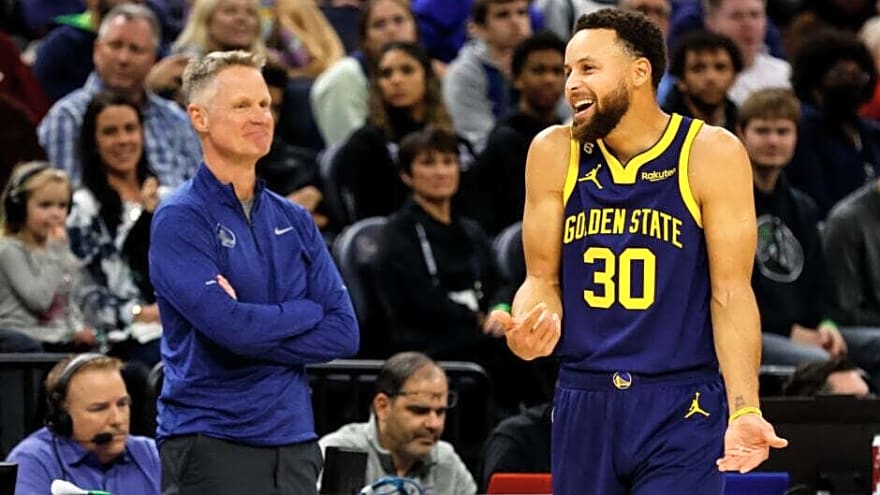 Steve Kerr compares Stephen Curry and Michael Jordan, reveals the topic both love to talk about