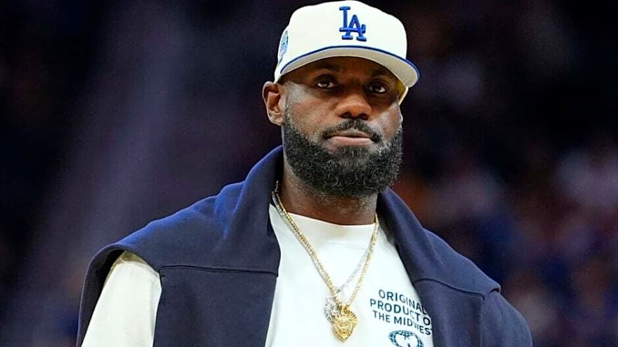 LeBron James decides which NBA team is ‘under the most pressure’ in the 2025-26 season
