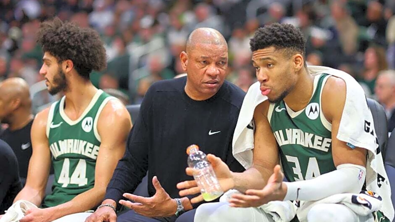 Doc Rivers reveals one player he and Giannis Antetokounmpo love to watch during the Bucks season, ‘He’s going to do…‘