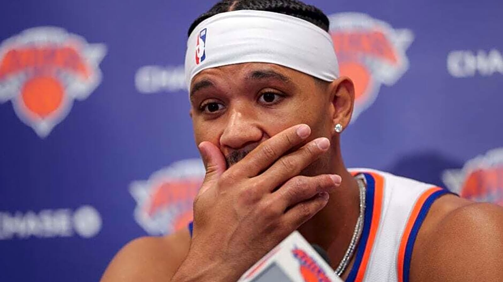 Josh Hart exits New York Knicks friendly in Abu Dhabi vs 76ers with injury, taken straight to locker room
