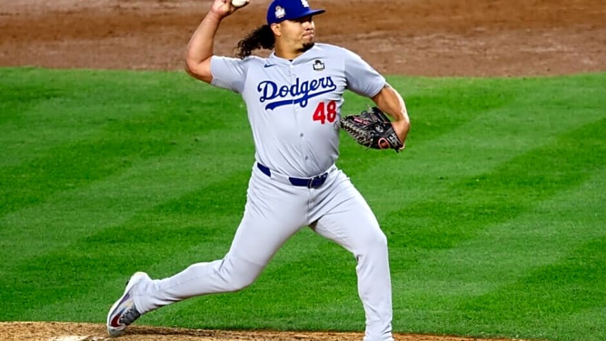 Dodgers Slow-Playing Brusdar Graterol In Return From Shoulder Surgery