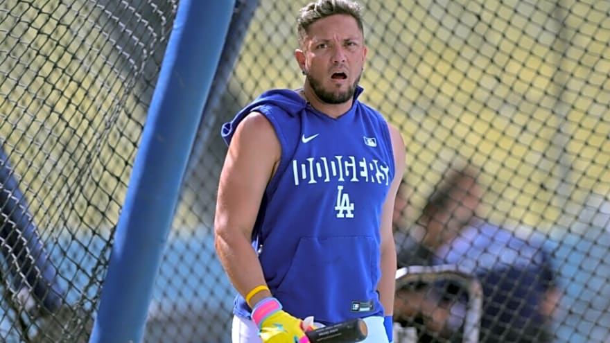 Miguel Rojas Decided Against Leaving Dodgers