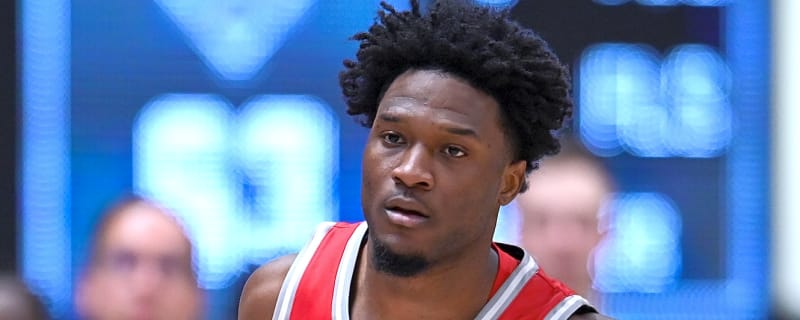 New Mexico Basketball Player’s In-Game Sunglasses Go Viral