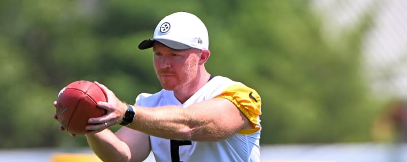Steelers cut P Cameron Johnston, 12 others
