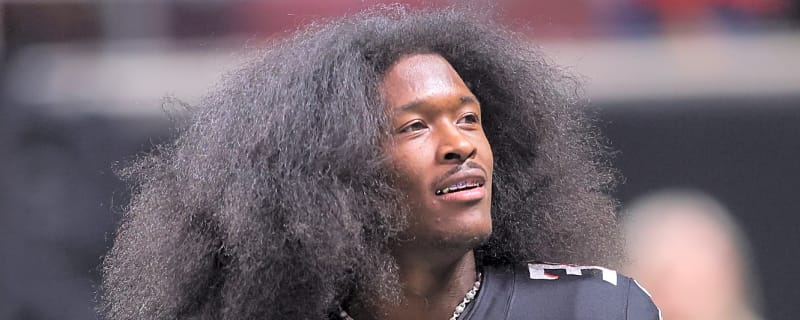 Bears Sign WR Ray-Ray McCloud III, Waive Kyron Hudson