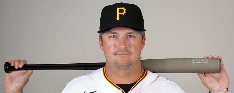 Pirates select utilityman Matt Gorski