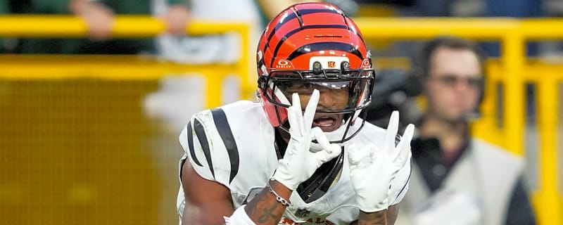 The '100 receiving-yards-per-game NFL seasons' quiz