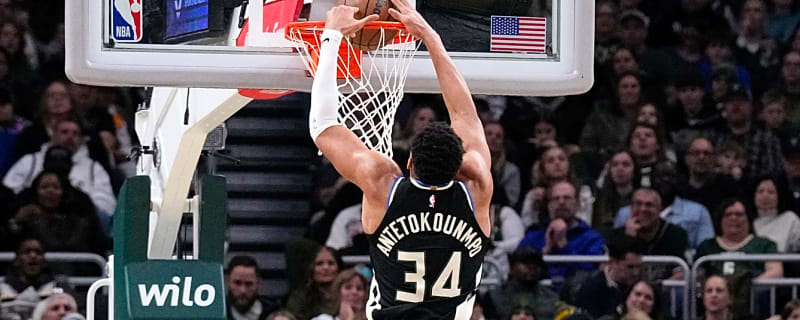 Giannis plays superhero, saves Bucks with game-winning dunk