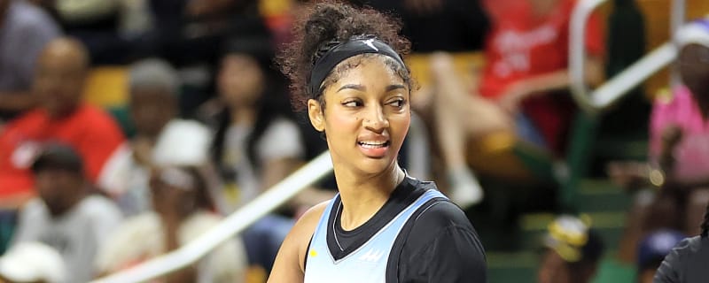 Angel Reese explains herself over viral clipboard-smacking incident