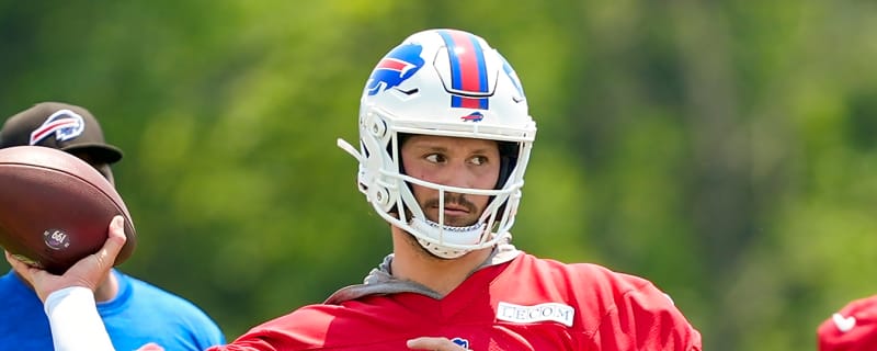 How does Josh Allen surpass Patrick Mahomes as league's No. 1 QB?