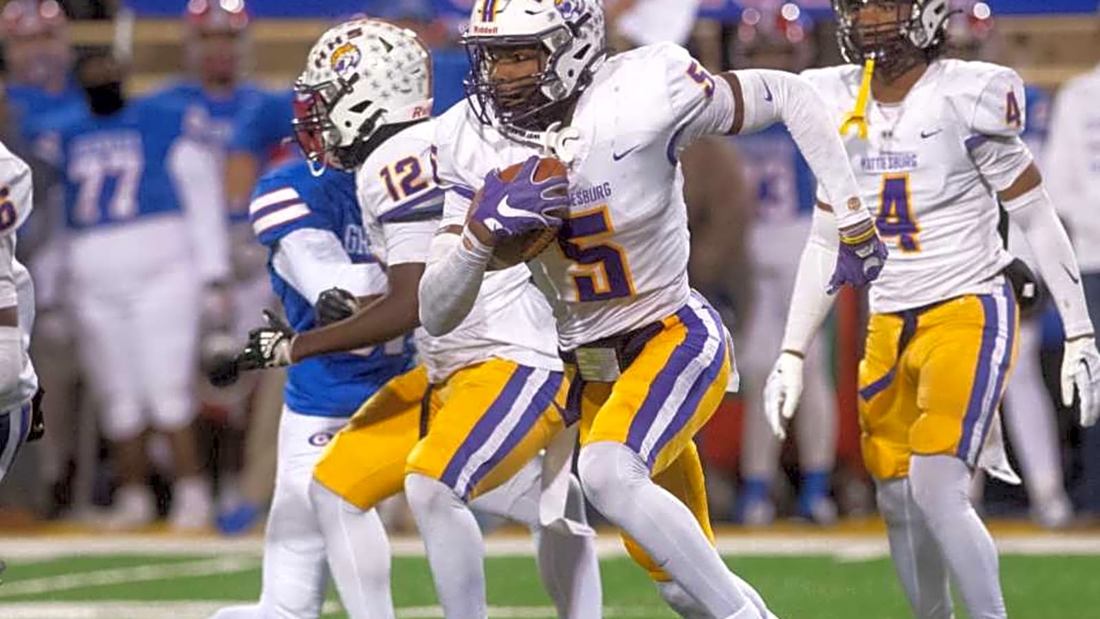 TRENDING: Adidas Signs Explosive 2026 WR Recruit