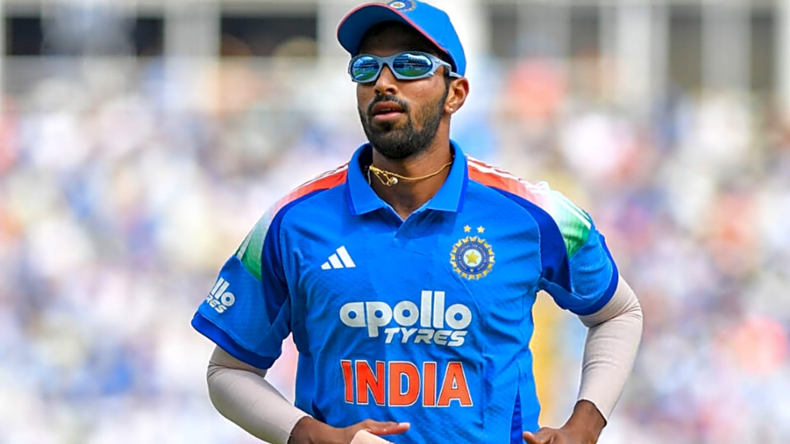 Indian cricketers rewarded with cash after winning medals