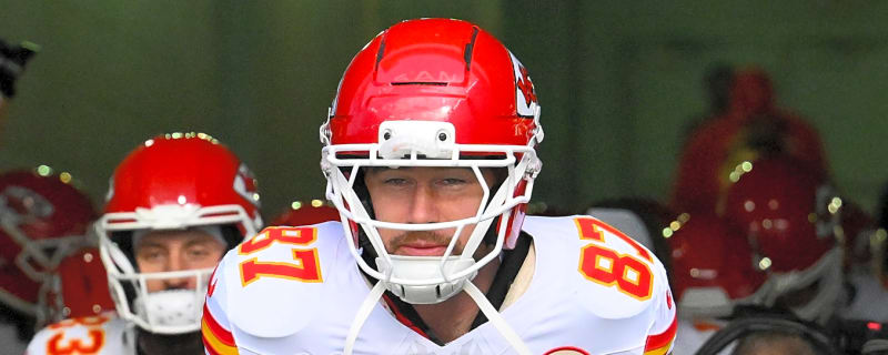 Kelce defends 'classy' beer chug at Game 3 of Knicks-Cavaliers ECF