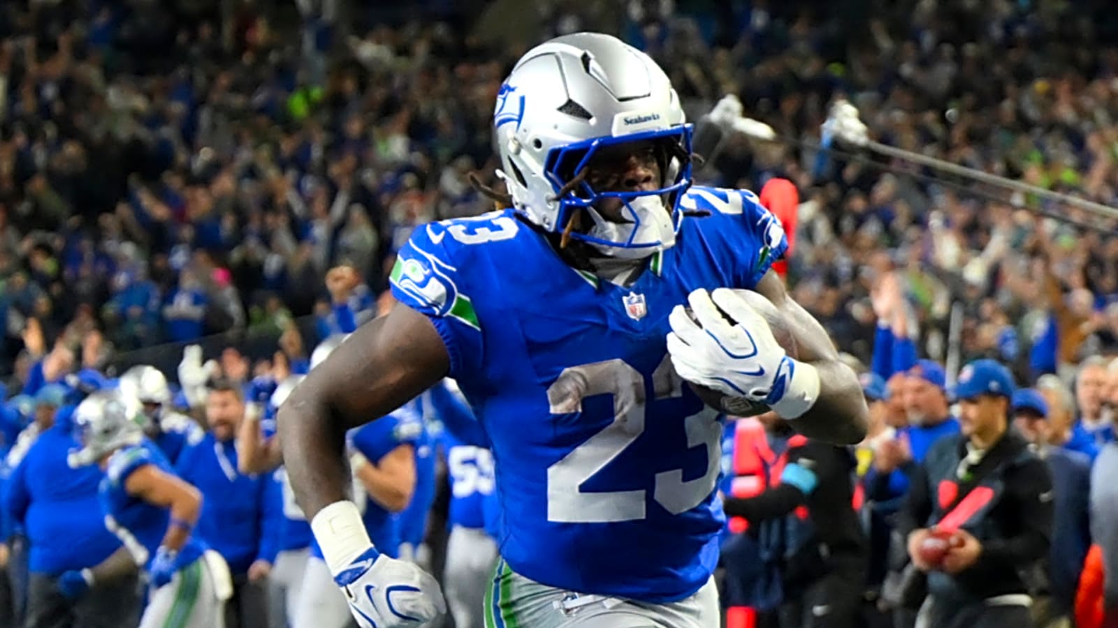 Seahawks' Emanuel Wilson outshines Kenneth Walker III on 'SNF'
