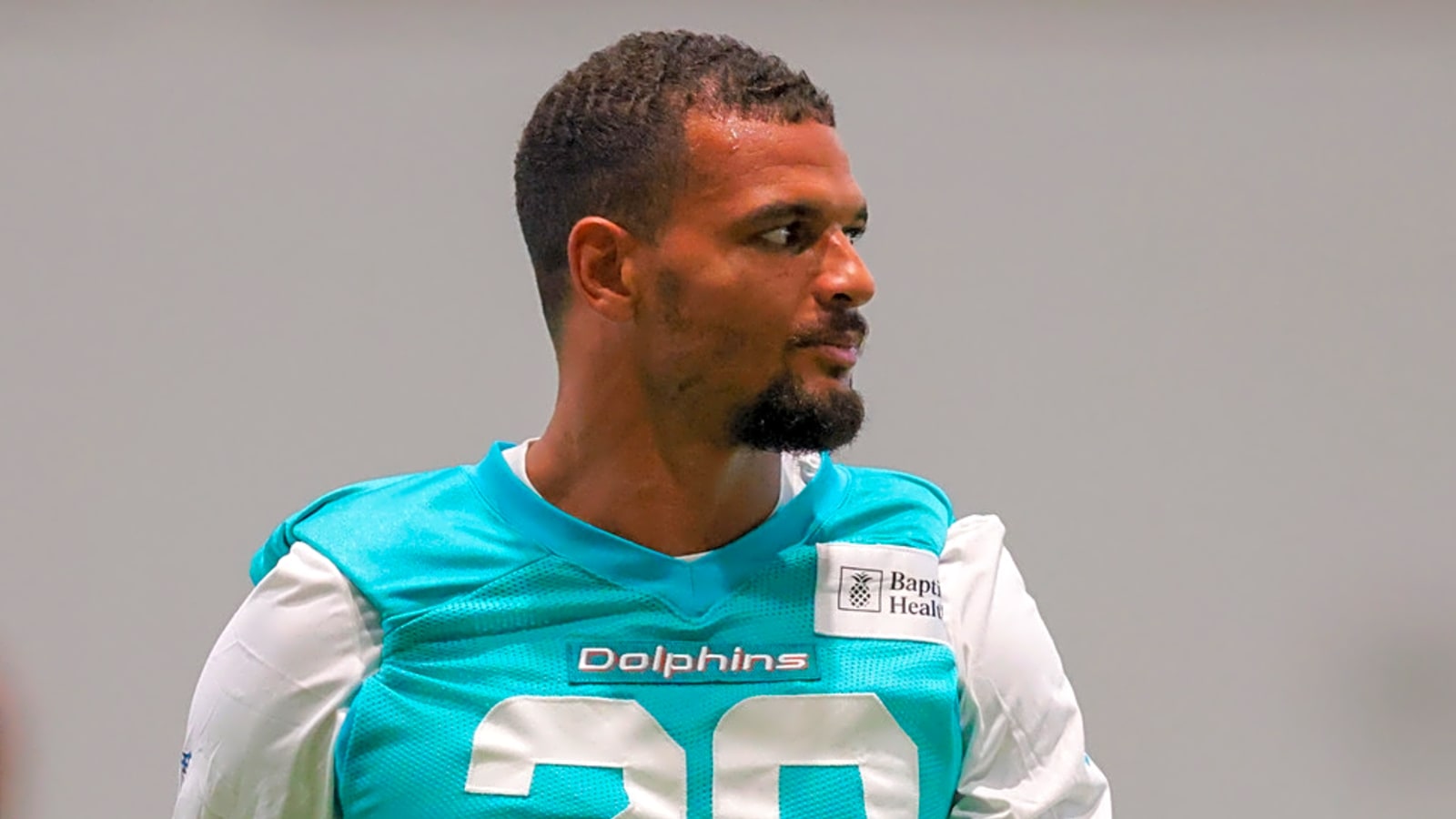 Why reworking five-time Pro Bowler's contract seems wise for Dolphins
