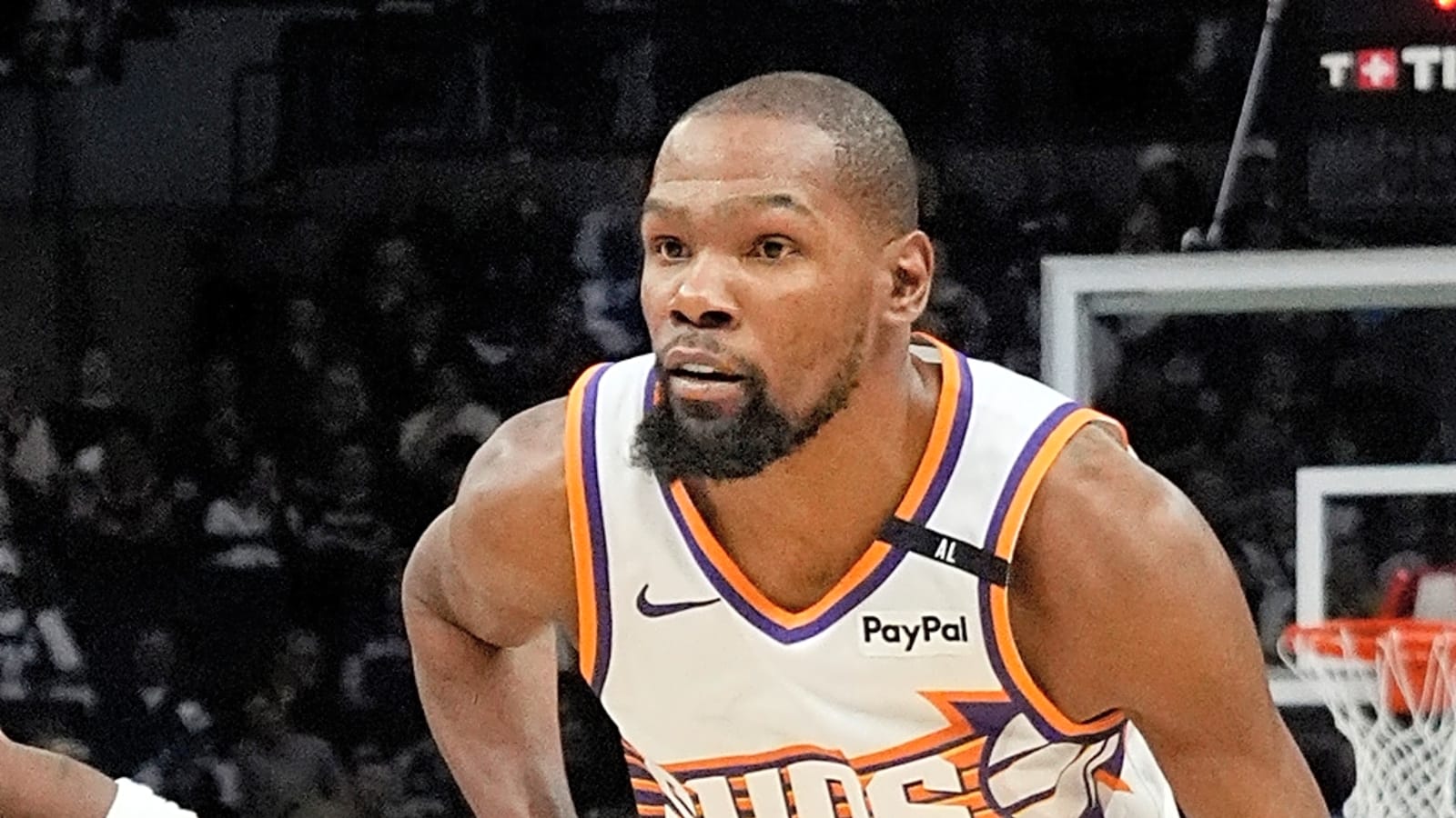 Kevin Durant shares message for Suns after completion of trade