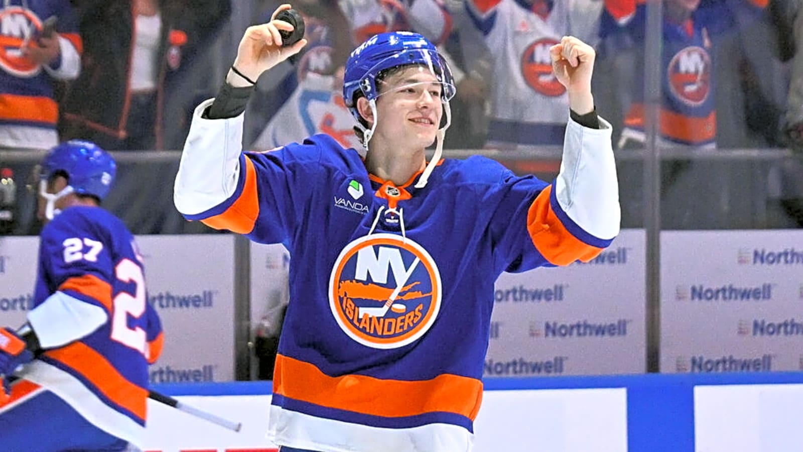 Islanders' Matthew Schaefer on verge of rookie record 