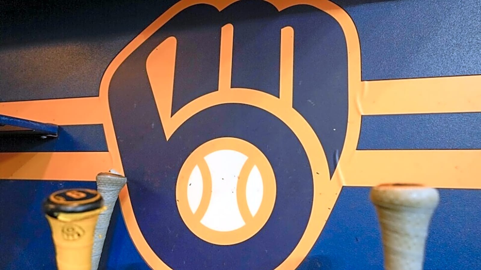 Los Angeles Dodgers Trade Steward Berroa To Milwaukee Brewers