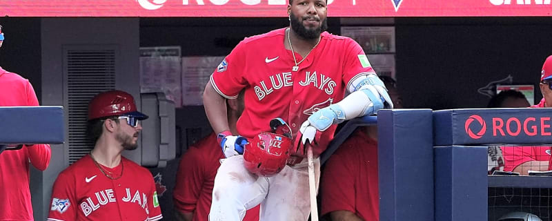 Comparing the struggles of Vladimir Guerrero Jr. and Cal Raleigh in 2026