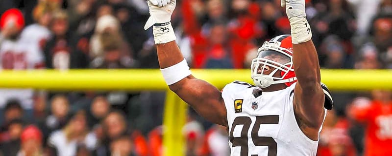  Albert Breer names Eagles, Cowboys as possible Myles Garrett trade suitors