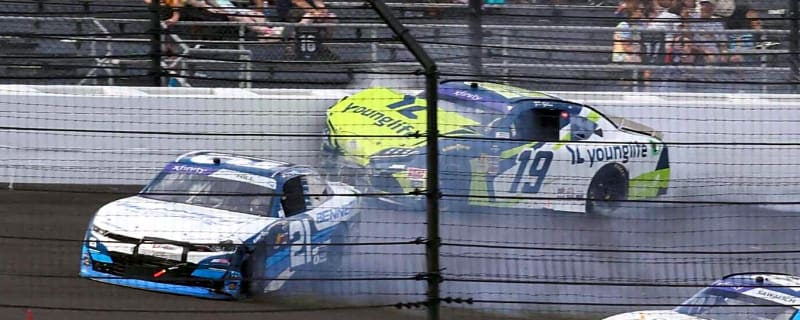 Aric Almirola accuses another driver of intentionally wrecking him