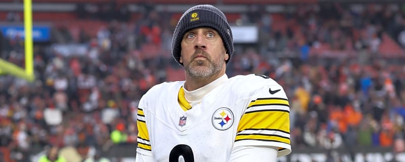 Steelers send clear Aaron Rodgers message with draft pick