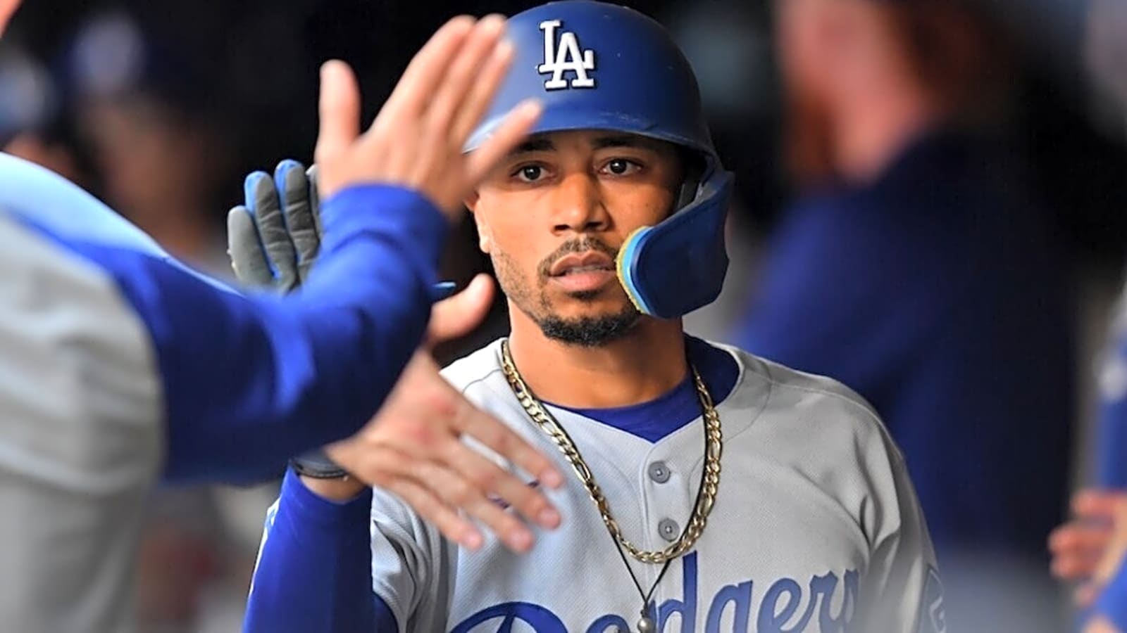 Mookie Betts Expected To Rejoin Dodgers For Remainder Of Red Sox Series