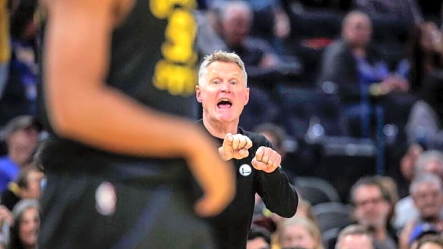 Steve Kerr names Warriors’ perfect bench player, he is only averaging under 10 minutes per game