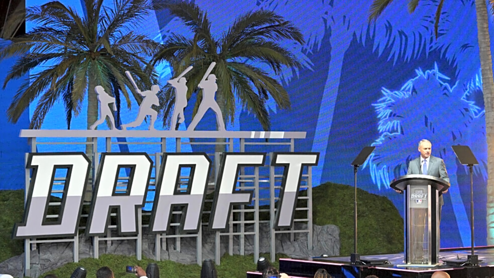 What Picks Los Angeles Dodgers Have In 2025 MLB Draft