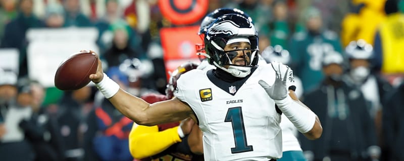 Eagles make NFC East history with win over Commanders 