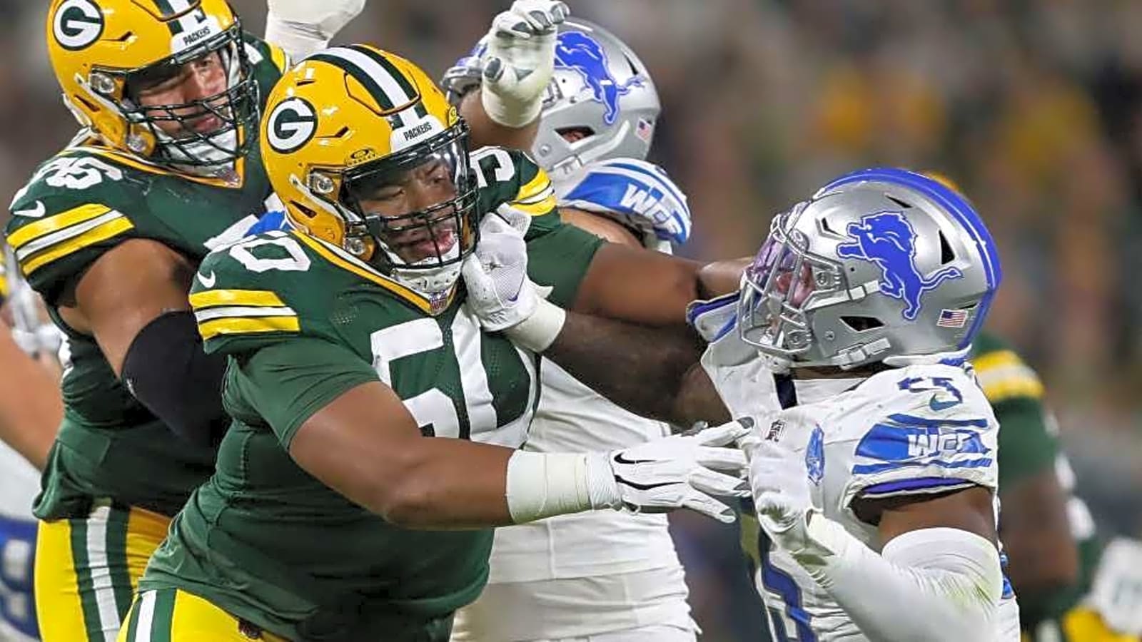 Packers Predicted To Re-Sign Key Offensive Line Starter Before 2025 Opener