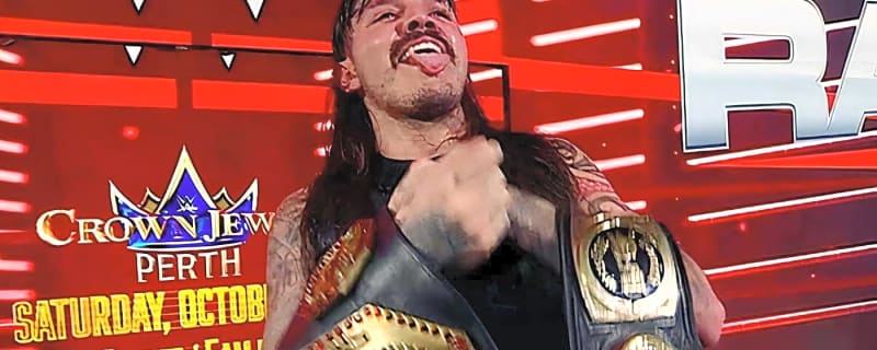 Rey Mysterio Returns to WWE Performance Center After Injury