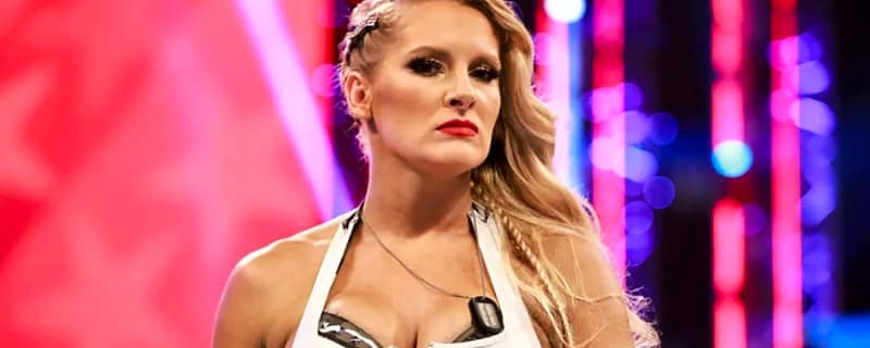 Lacey Evans Hits Back at Becky Lynch With Brutal Digs About WWE Star&#39;s In-Ring Work