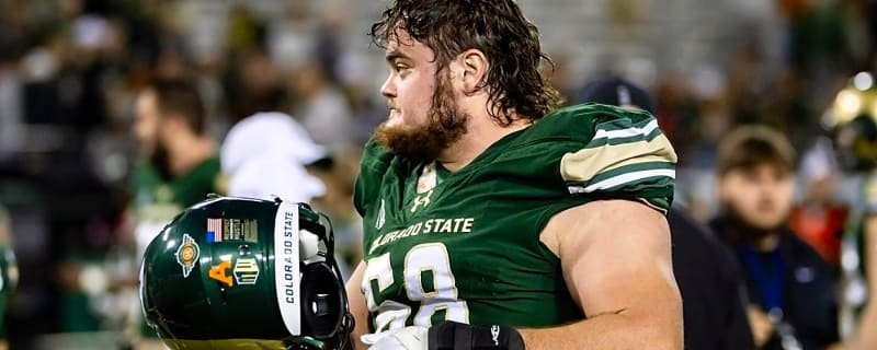 49ers undrafted rookie dating former UFC and WWE champion&#39;s daughter