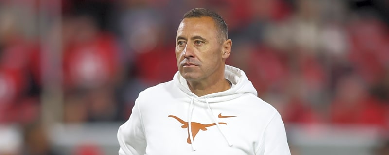 Sarkisian takes swipe at Desmond Howard while reaffirming commitment to Texas