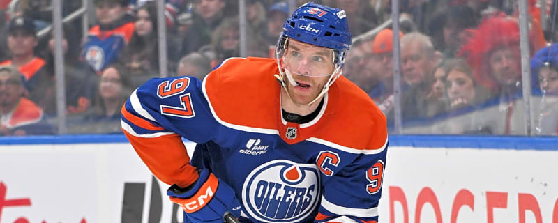 Insider Critical of McDavid’s Play and Postgame Comments After Lightning Loss