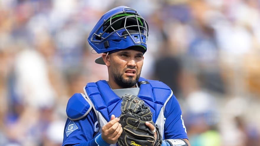 Dodgers rookie makes MLB debut despite family tragedy in Venezuela
