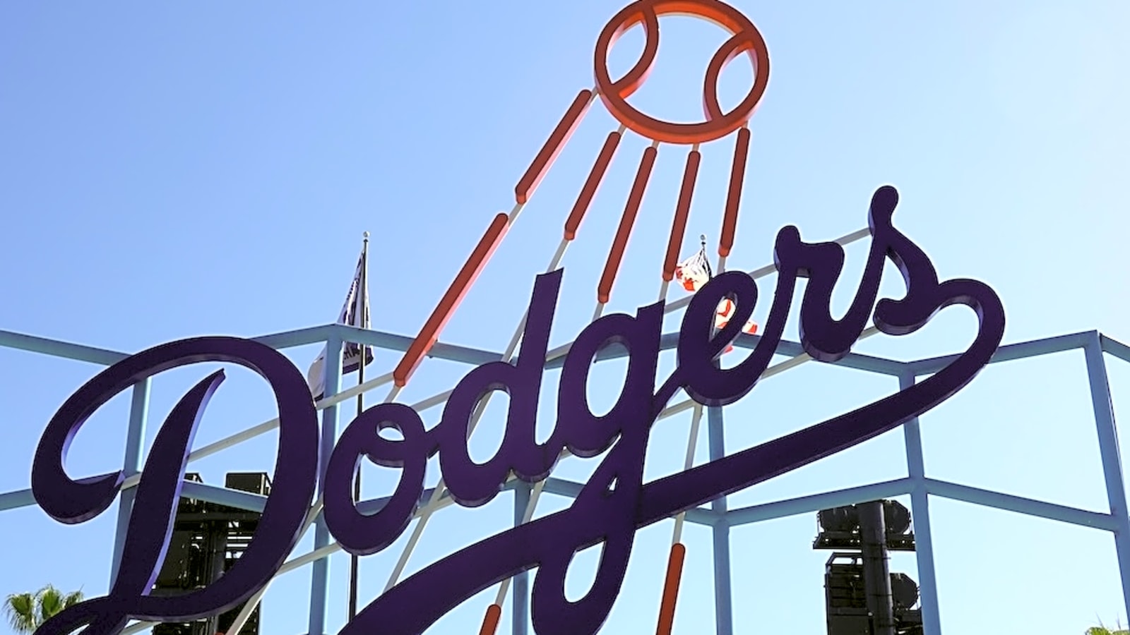 Dodgers Sign Partnership With Red Bull