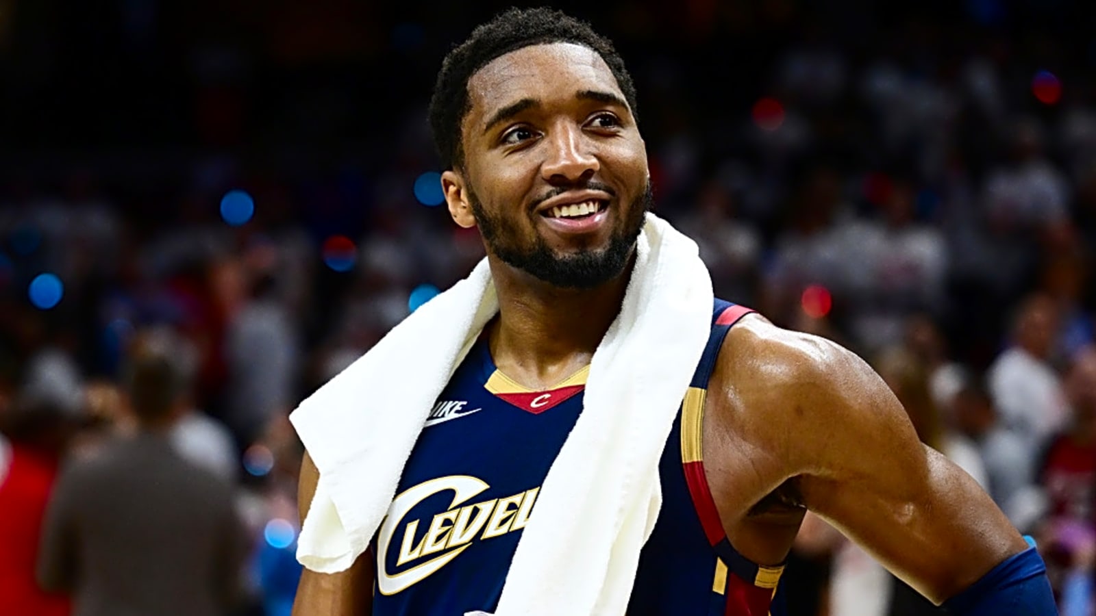 Donovan Mitchell signs massive extension with Cavaliers