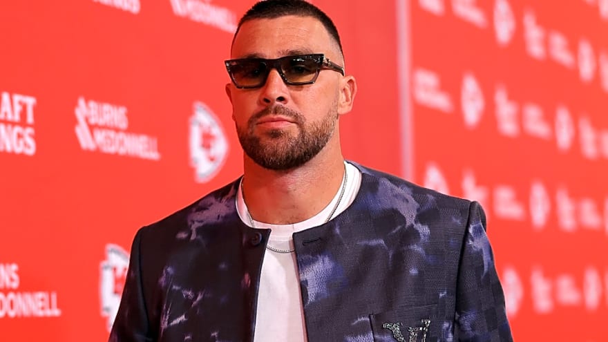Travis Kelce responds after Prince William admits trying to ‘move him out’ of Taylor Swift selfie