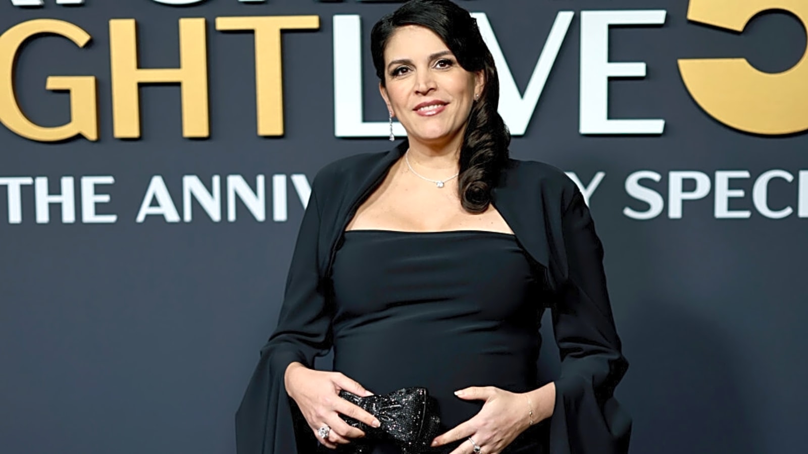 Cecily Strong gives birth