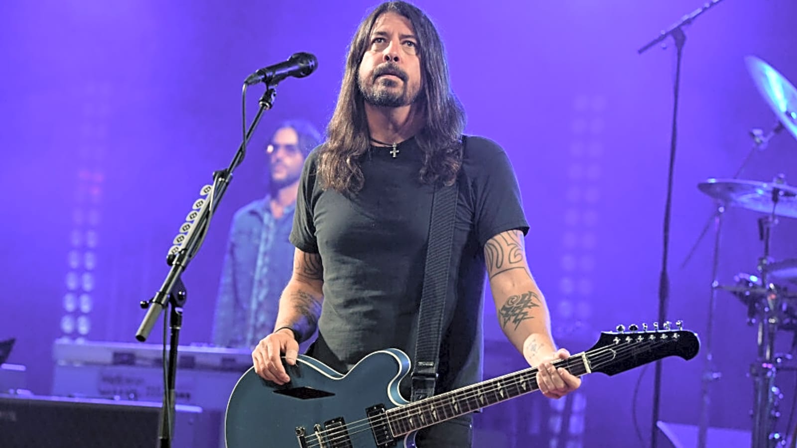 Taylor Hawkins&#39; son Shane is touring with his late dad&#39;s covers band Chevy Metal, not Foo Fighters