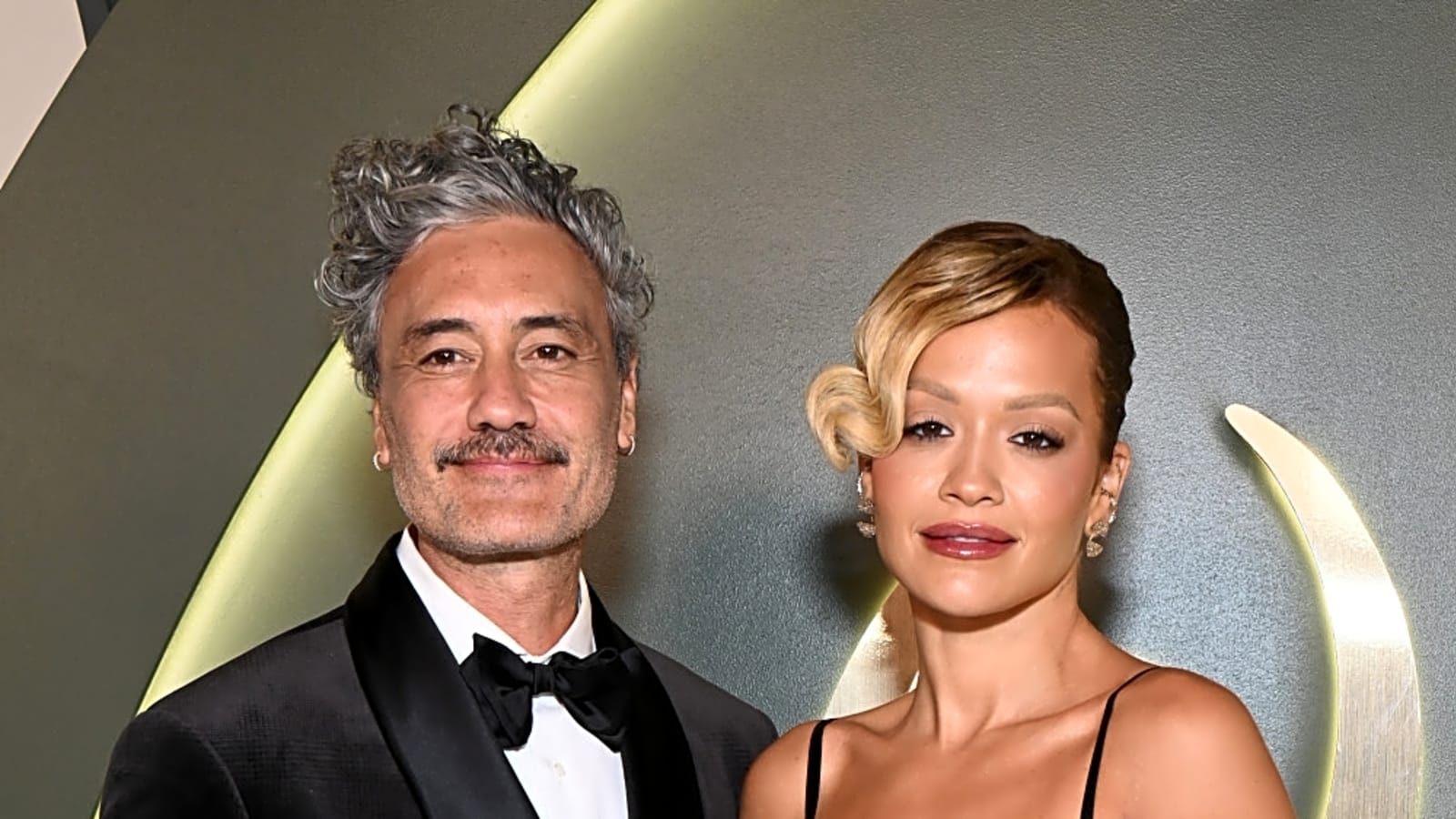 Rita Ora went against tradition by proposing to Taika Waititi