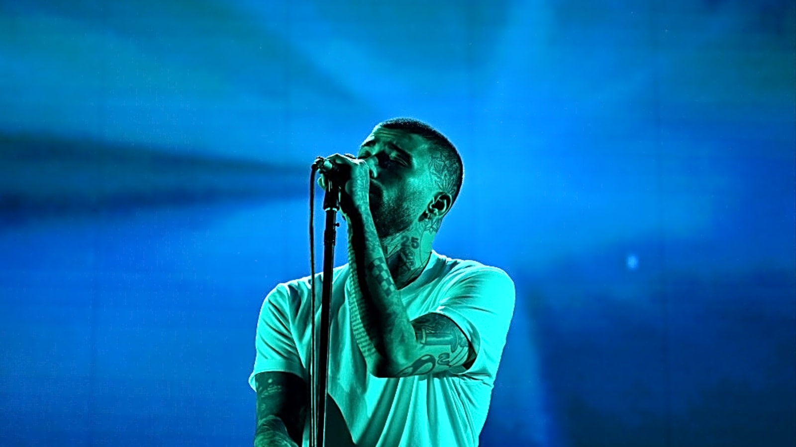 Zayn Malik teases new album with surprise songs during Las Vegas residency