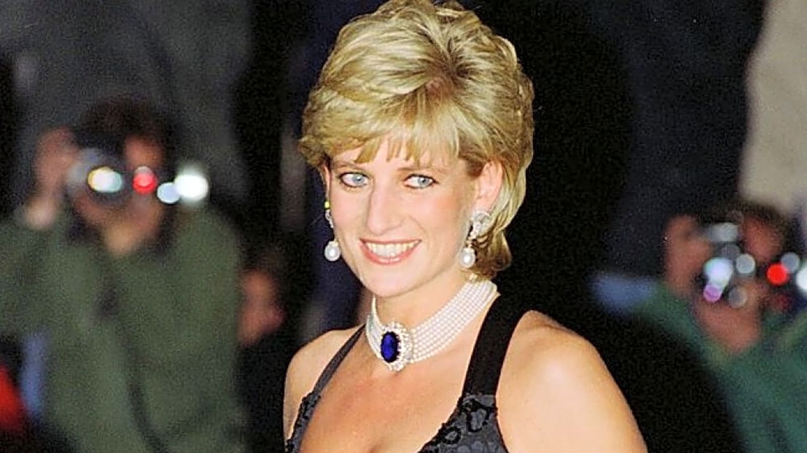 Princess Diana&#39;s memorabilia and clothing are up for auction in Los Angeles