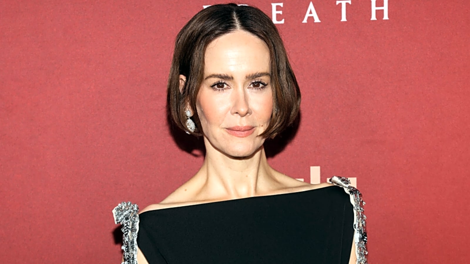 Sarah Paulson spat potato chip in Kim Kardashian's eye
