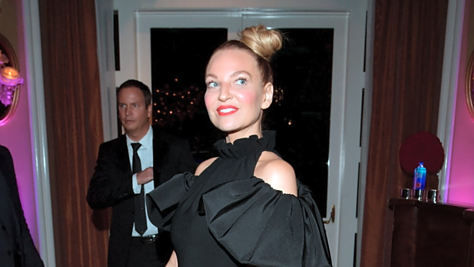Sia’s estranged husband seeks 250k monthly support