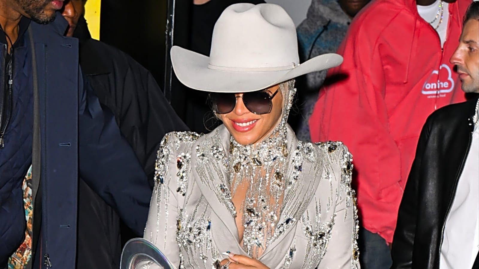 Beyoncé thanks Paul McCartney for penning &#39;one of the best songs ever made&#39;