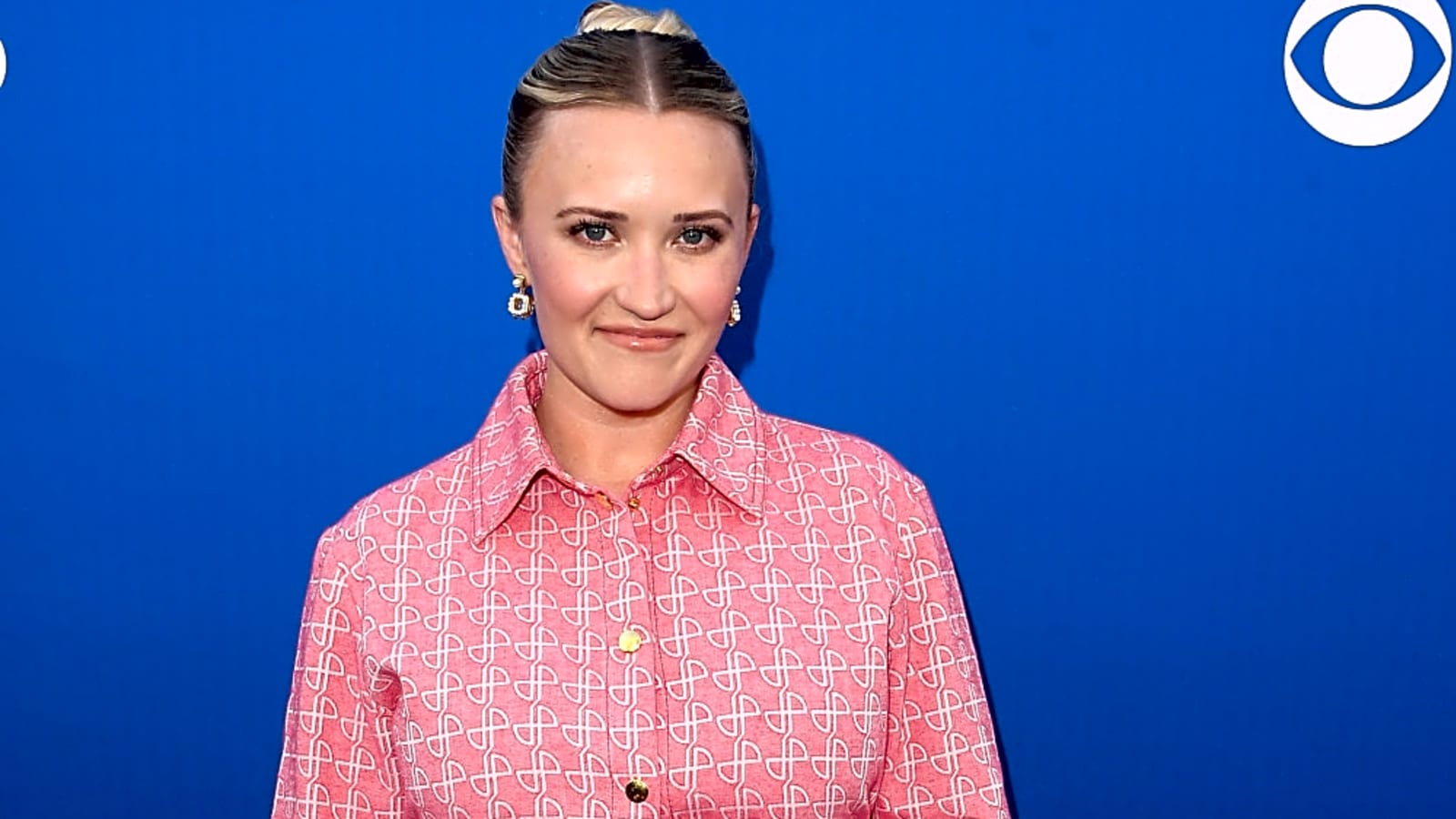 Hannah Montana&#39;s Emily Osment takes aim at fellow Disney star Nick Jonas: &#39;I have a bone to pick...&#39;