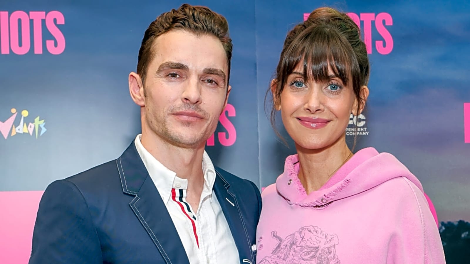Alison Brie reunited 'little dinosaur' with its family